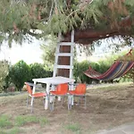 Charly Point By Interhome *