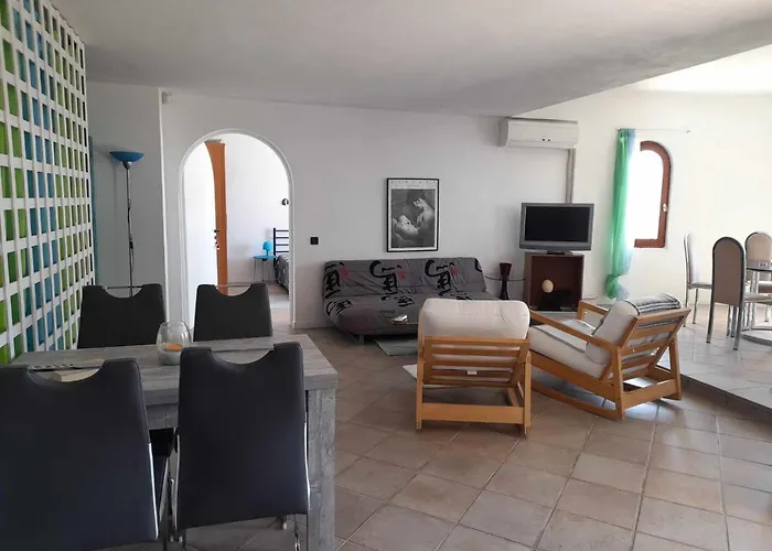 Charly Point By Interhome Vakantiehuis