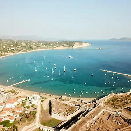 Charly Point By Interhome *