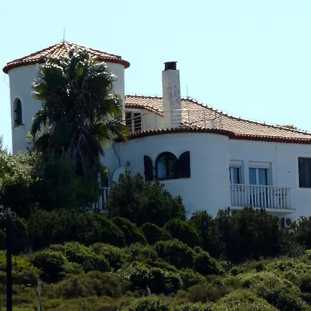 Charly Point By Interhome Foiníki