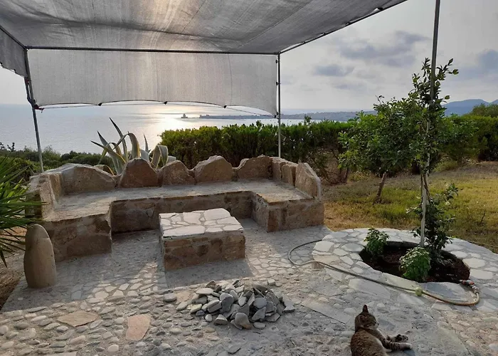 Charly Point By Interhome Foiníki